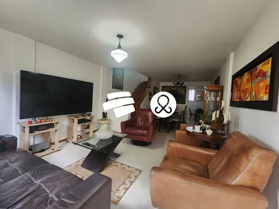 Venta Casa Poblado 102 M2