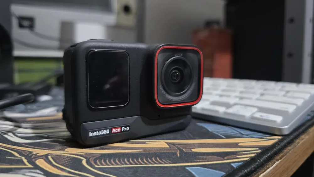 Câmera Ação Insta360 Ace Pro Lente Leica 8k - Cor Preto