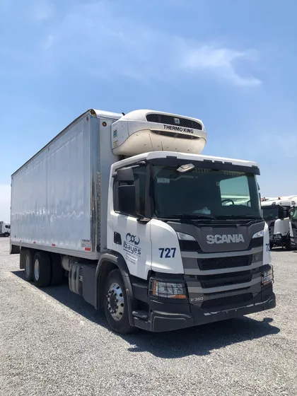 Camión Scania P360 B6x2