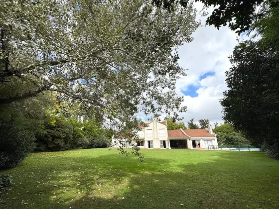 Excelente Casa A La Venta En Pinguinos