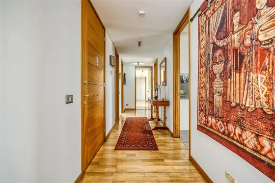 Venta De Departamento En Sector San Damián, Las Condes