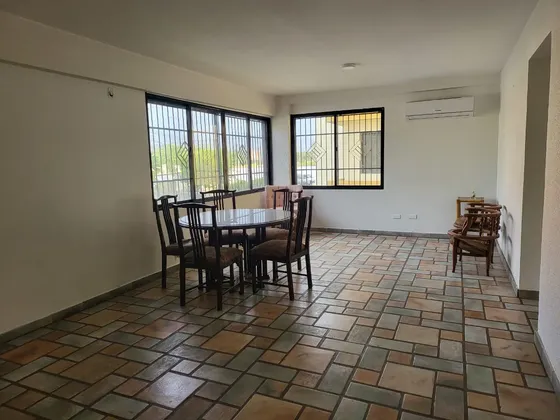 Amplio Apartamento En Alquiler Piso 1 Sector Perrokero