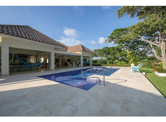 En Venta Espectacular Casa De Campo En Punta Canoa Cartagena 
