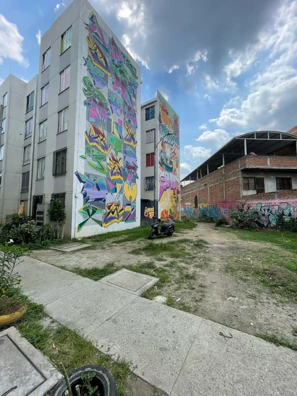 Vendo Apartamento En El Barrio Los Robles