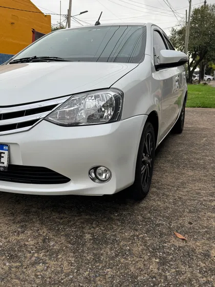 Toyota Etios 1.5 Sedan Platinum