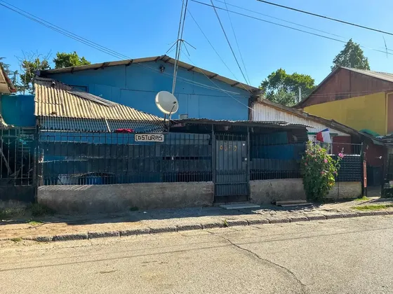 Oportunidad!!, Casa En Venta De 91/105, Población Los Pinos