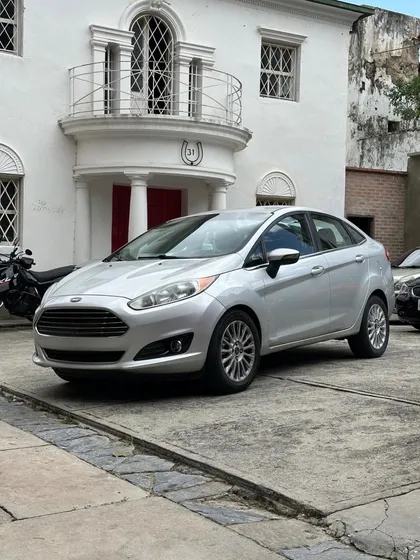Ford Fiesta Titanium Automatico