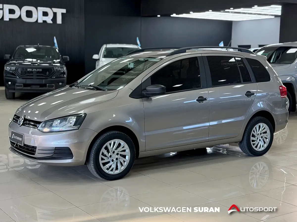 Volkswagen Suran 1.6 Comfortline 101cv