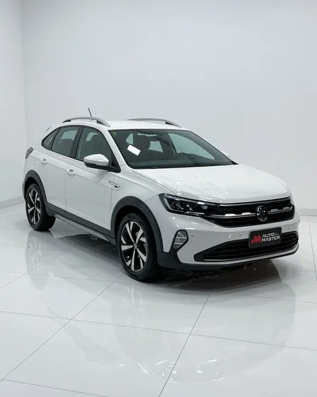 Volkswagen Nivus Highline 1.0 200 Tsi Flex Aut.