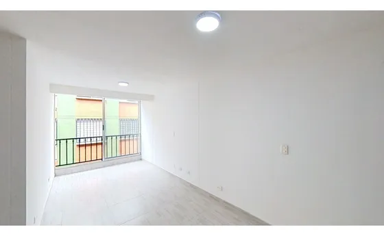 Apto - Venta - Hinv - Remodelado Gratamira - P4 S/a 61m2 1pp Cali Sur