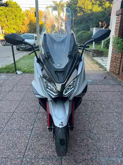Kymco Ak 550 Año 2019, Rodada En 2020 54cv