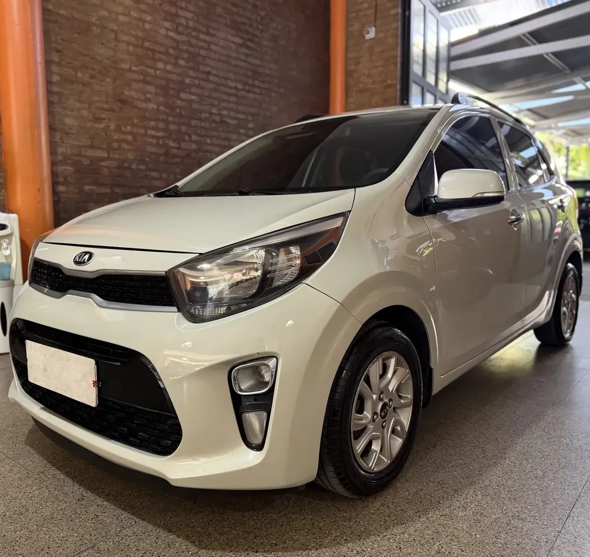 Kia Picanto EX