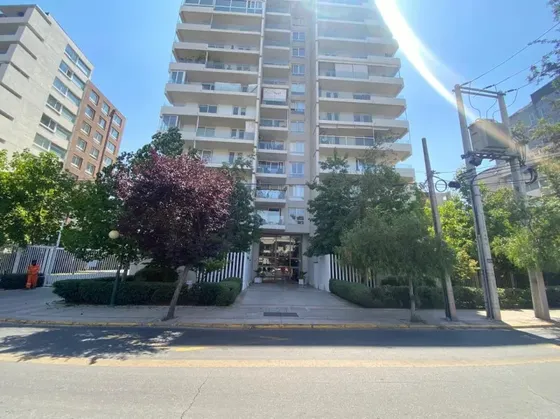 Arriendo De Estacionamientos En General José Artigas, Ñuñoa