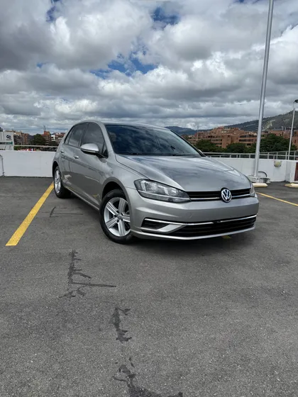 Volkswagen Golf 1.6 Trendline