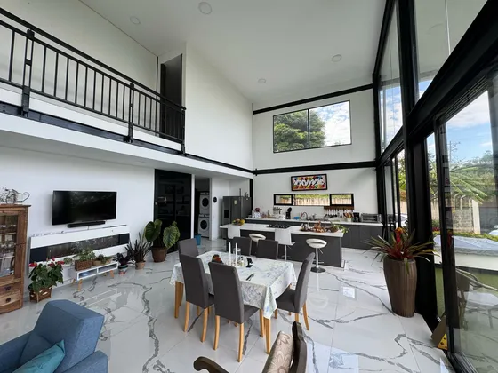 Se Vende Casa Campestre En Dapa