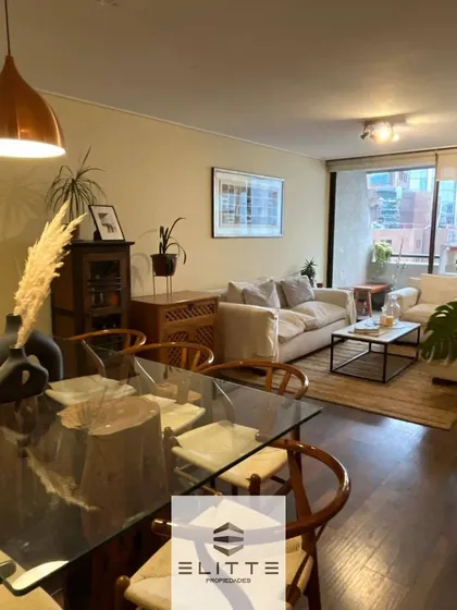 Arriendo Departamento Barrio El Golf Con Estacionamiento
