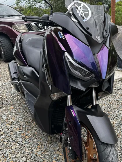Moto Yamaha X-max 2023