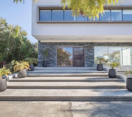Casa  En Alquiler 4 Dormitorios En Albanueva, Rincón De Milberg, Tigre