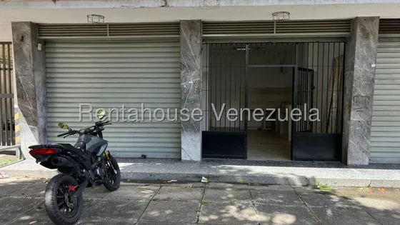 Jg Cod Flex 25-24145 Se Alquila Estupendo Local A Pie De Calle En Las Acacias Negociable