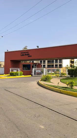 Re/max Abba   En Venta Apartamento Residencias Las Aves Suites, Espacioso Apartamento 