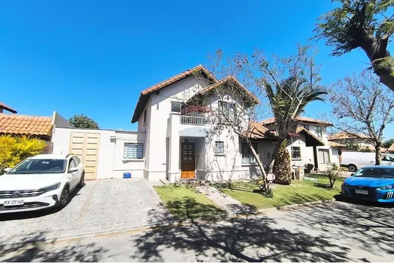 Casa En Venta Laguna Del Sol Padre Hurtado