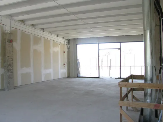 Arriendo Local Comercial 117,49 M2, Strip Center, La Dehesa