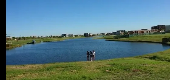 Lote A Laguna En Puertos Del Lago Ceibos