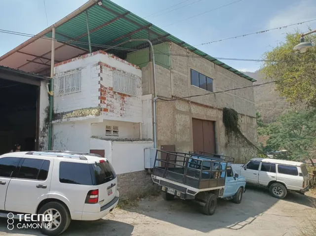 Venta Galpon  Carretera Nueva Mamera El Junquito Wsuarez