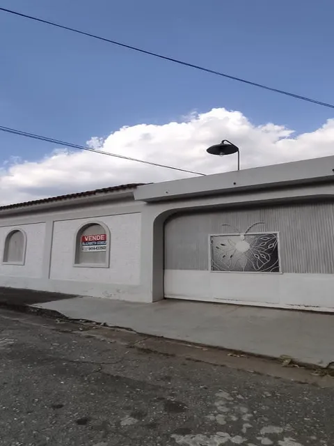 Venta De Casa En Naguanagua  Una Sola Planta Semi Amoblada Tanque Subterraneo Linea Telefonica Lista Para Habitar Valencia Estado Carabobo