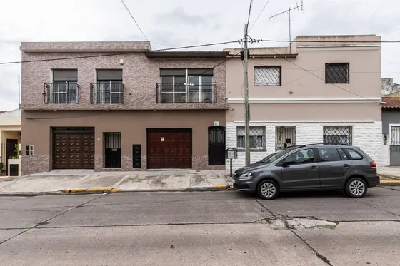 Venta Ph  Amplio 5 Ambientes Con Cochera Turdera