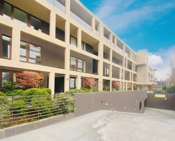 Triplex Con Jardin /portal La Dehesa/colegio Los Alerces