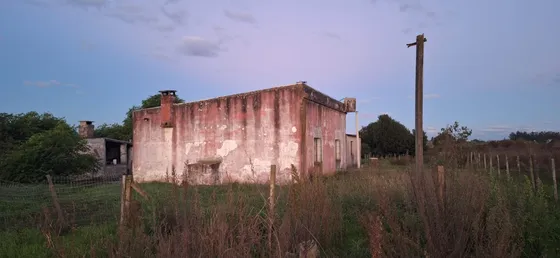 3 Hectáreas Y Media Con Casa Y Galpón A Reciclar 