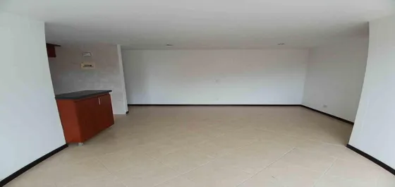  Apartamento En Arriendo Ubicado En Medellín Sector Calasanz Parte Baja  (27168).