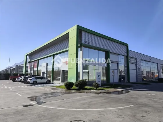 Local Comercial - 2 Pisos - 156 M2 - Work Center Renca