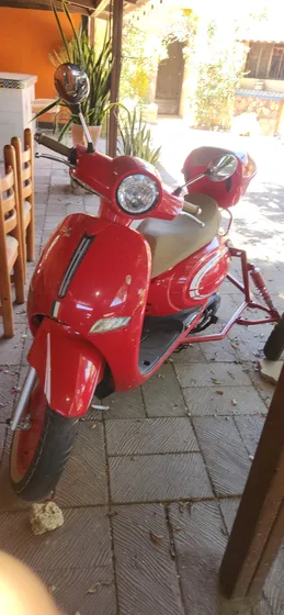 Modificarse Con 2 Ruedas Adicionales