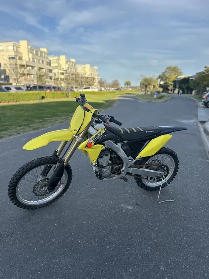 Suzuki Rmz 250