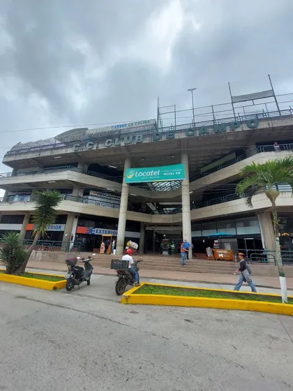 Best House Vende Oficina En Centro Comercial Club De Campo, San Antonio De Los Altos. 