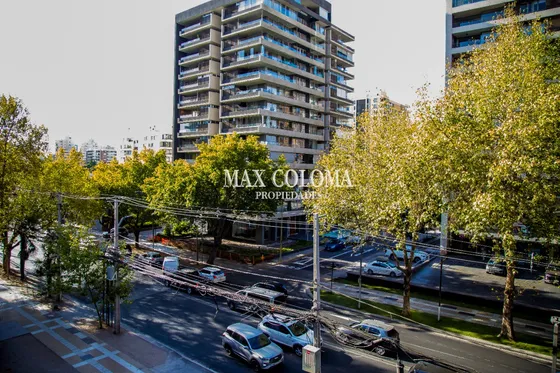 ¡oportunidad En Las Condes! Departamento Con Gran Terraza 