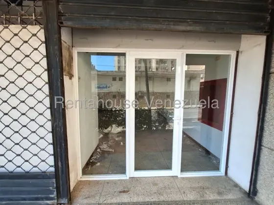 Local Con Dos Oficinas En Venta Ubicado En Los Colorados Valencia Carabobo Codigo 26-18388