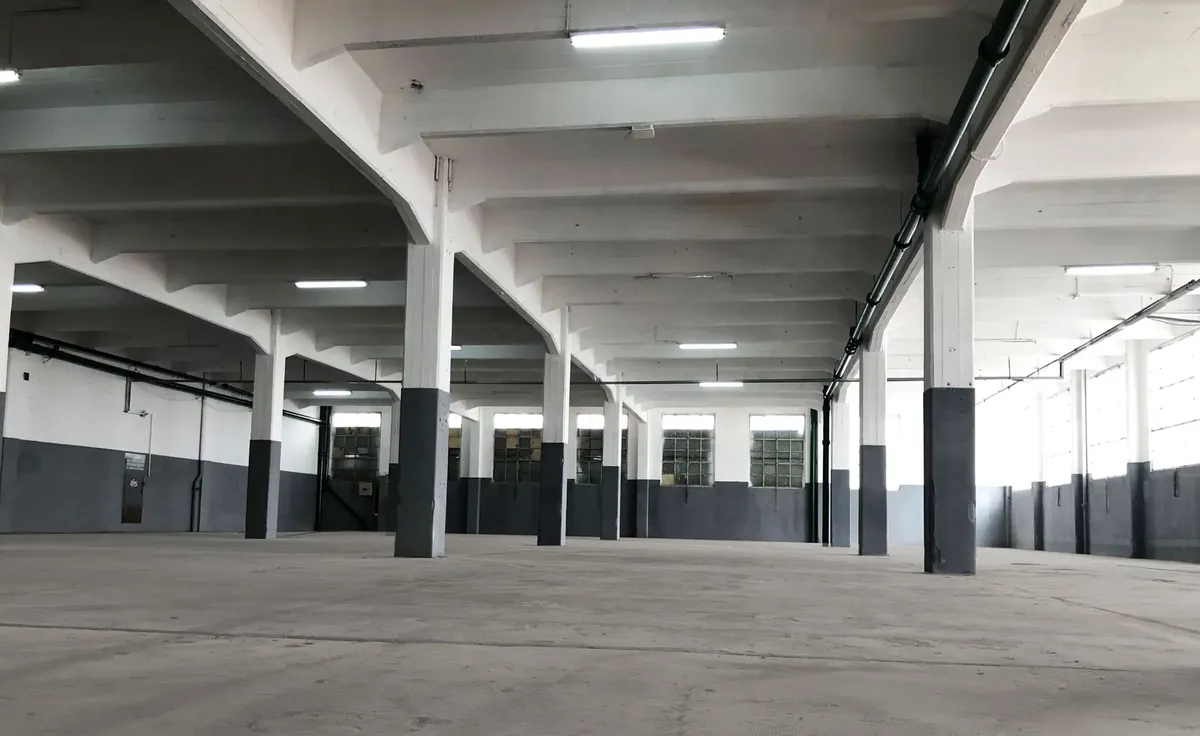 Warehouse/Garage Rental – 1400 m², Quilmes