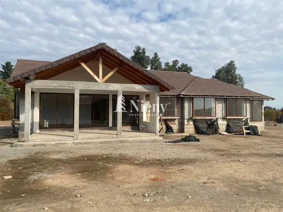 Casa En Venta De 4 Dorm. En Codegua