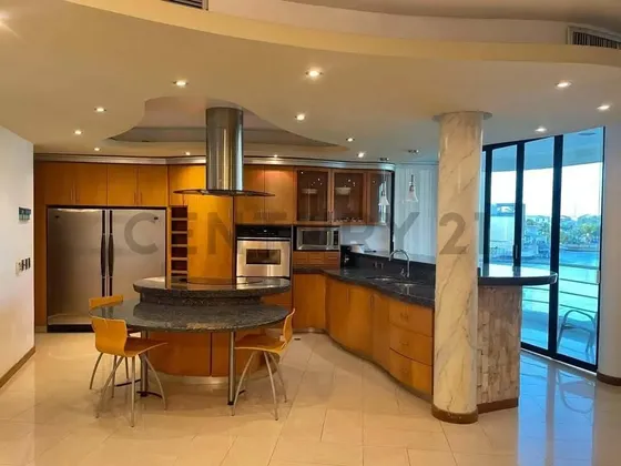 Casa Bote A En Alquiler