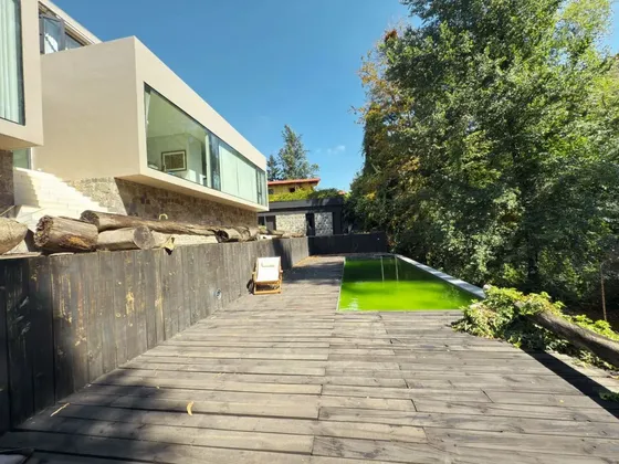 Casa Moderna | 1.800 M² | Cerca De Los Mejores Colegios