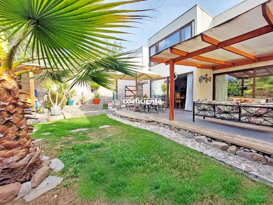 Preciosa Casa En Condominio
