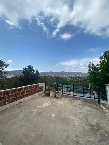 Casa Con Vista Y Gran Terreno En Villa Carlos Paz
