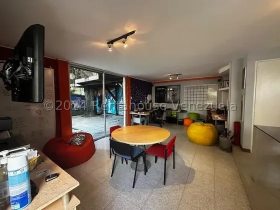 Casa En Venta En Sta Eduvigis Caracas Cd 25-19208 Lla
