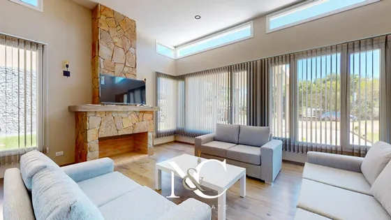 Casa En Venta En Costa Esmeralda, Barrio Golf Ii