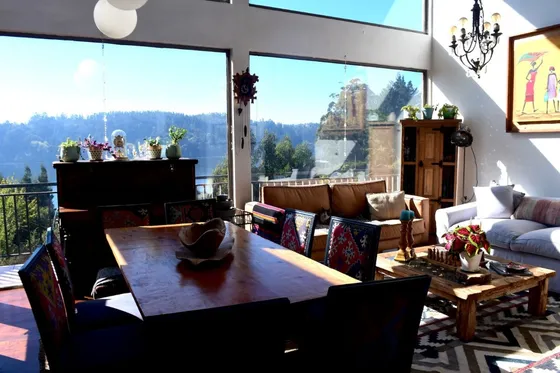 Espectacular Casa Con Vista Privilegiada A Laguna Chica