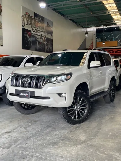 Toyota Land Cruiser Vx