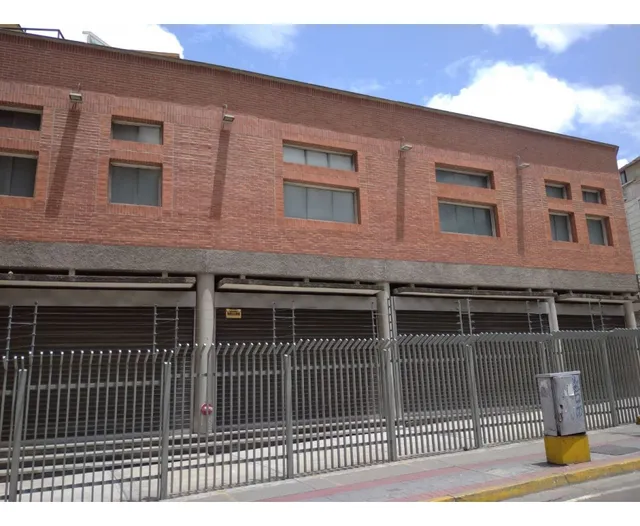 Centro Comercial A Estrenar En Venta En Av. Nueva Granada 1.750m2